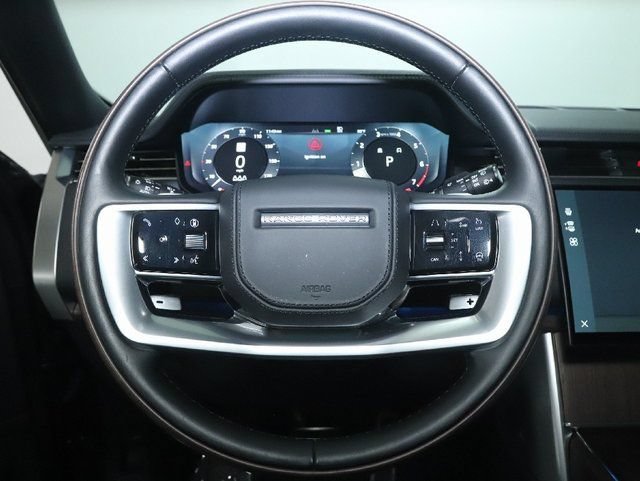 Used 2025 Land Rover Range Rover SE AWD/4WD image 21