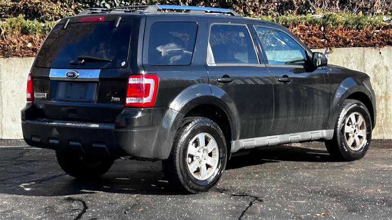 Used 2011 Ford Escape Limited w/ 301A Rapid Spec Order Code image 5