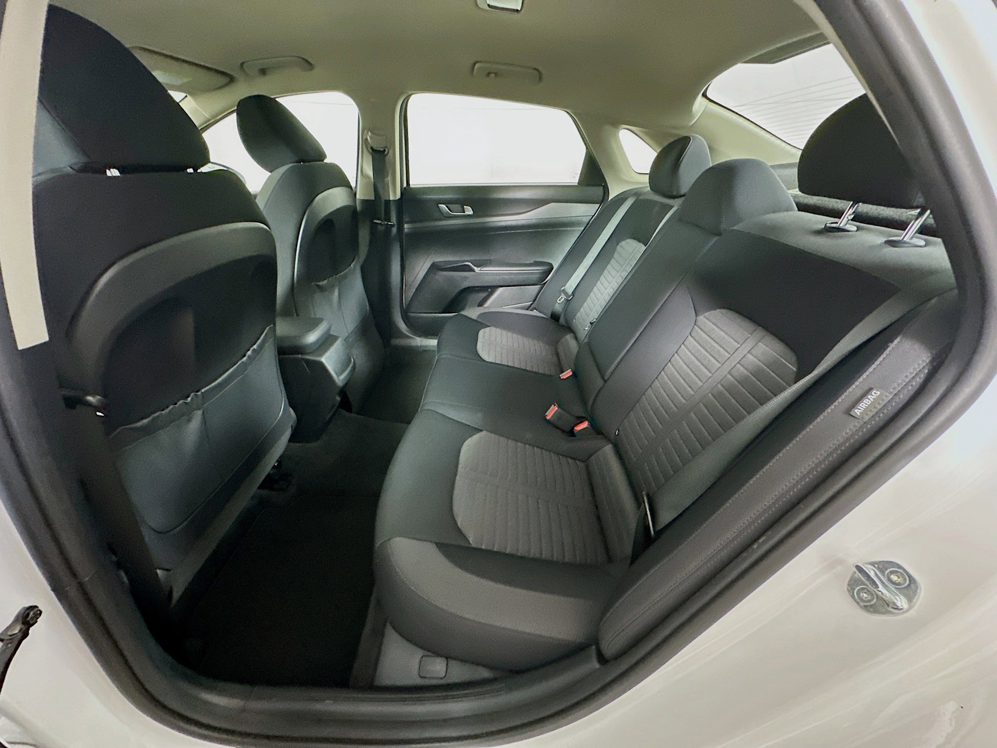 Used 2025 Kia K5 LXS image 28