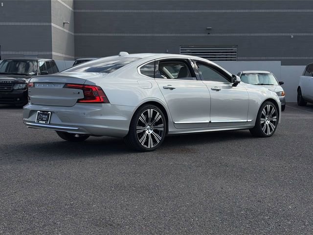 Used 2022 Volvo S90 B6 Inscription w/ Advanced Package image 7