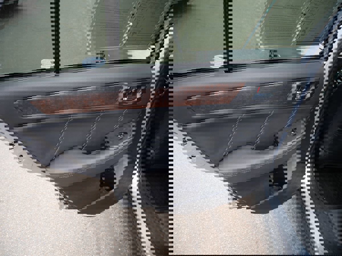 Used 2018 Subaru Outback 2.5i Limited image 18