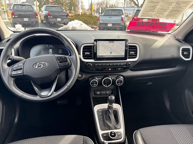 Certified 2025 Hyundai Venue Limited image 22