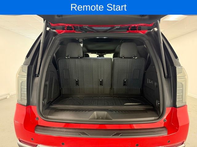 Used 2025 Chevrolet Tahoe LT w/ Comfort Package AWD/4WD image 8