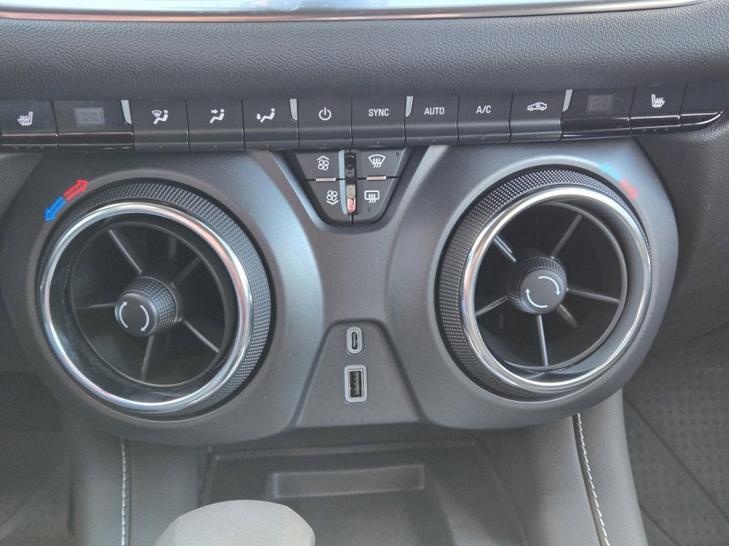 New 2025 Chevrolet Blazer LT w/ Convenience Package image 23