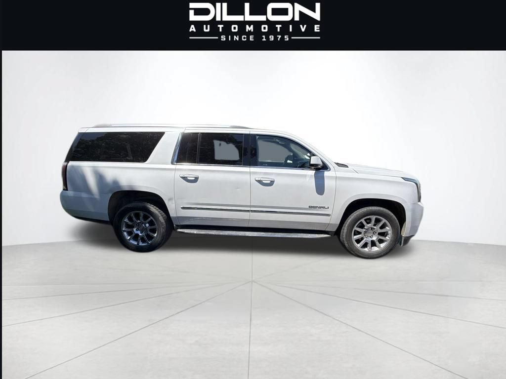 Used 2018 GMC Yukon XL Denali w/ Open Road Package AWD/4WD image 3