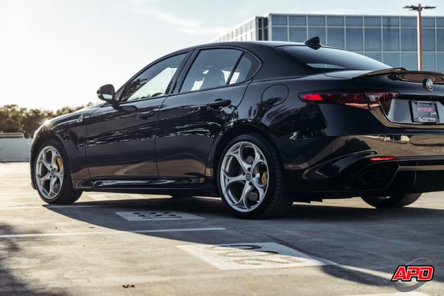 Used 2019 Alfa Romeo Giulia Quadrifoglio w/ Driver Assist Dynamic Package image 63
