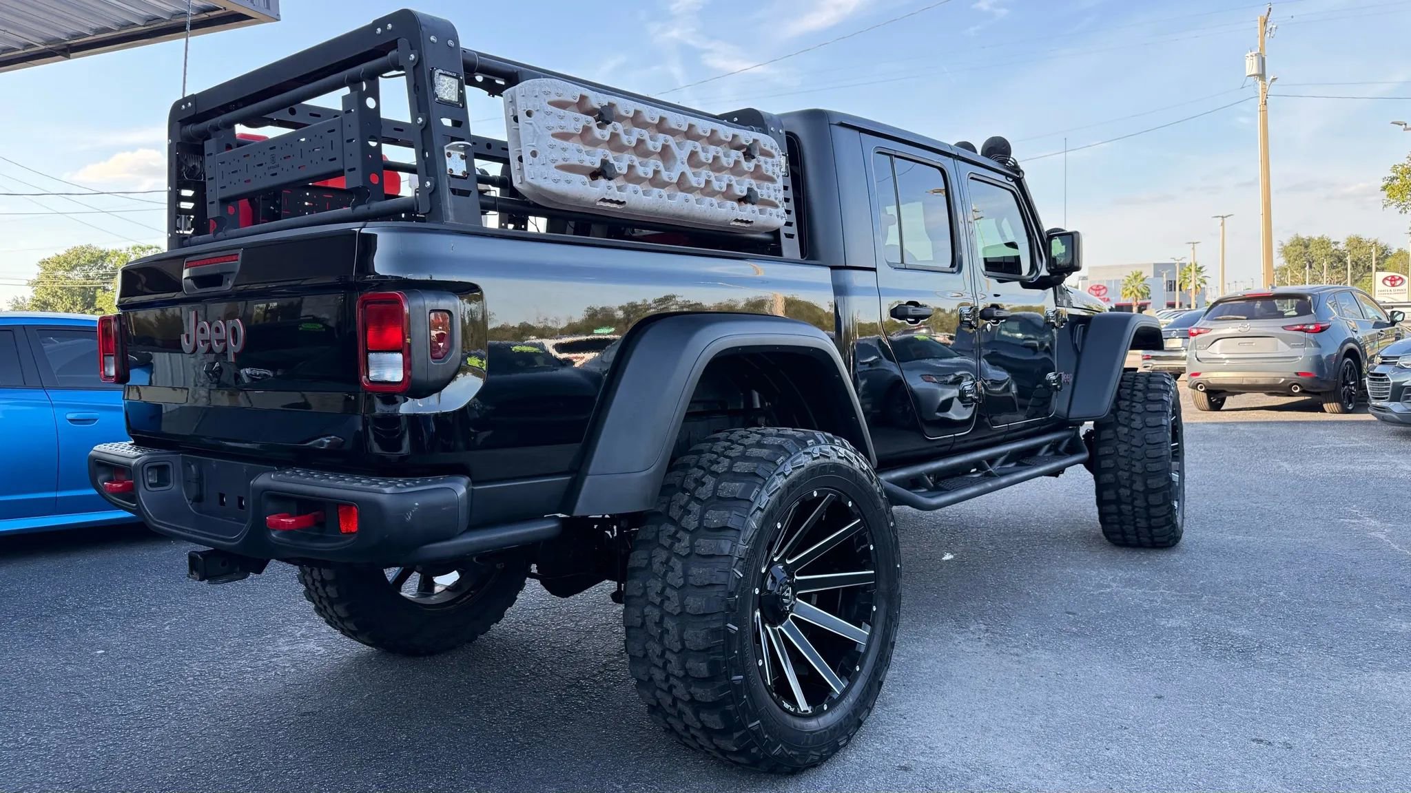 Used 2020 Jeep Gladiator Rubicon w/ Trailer Tow Package image 6