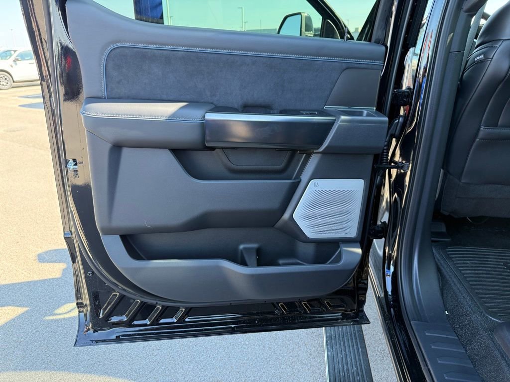 New 2026 Ford F450 4x4 Crew Cab Super Duty image 9