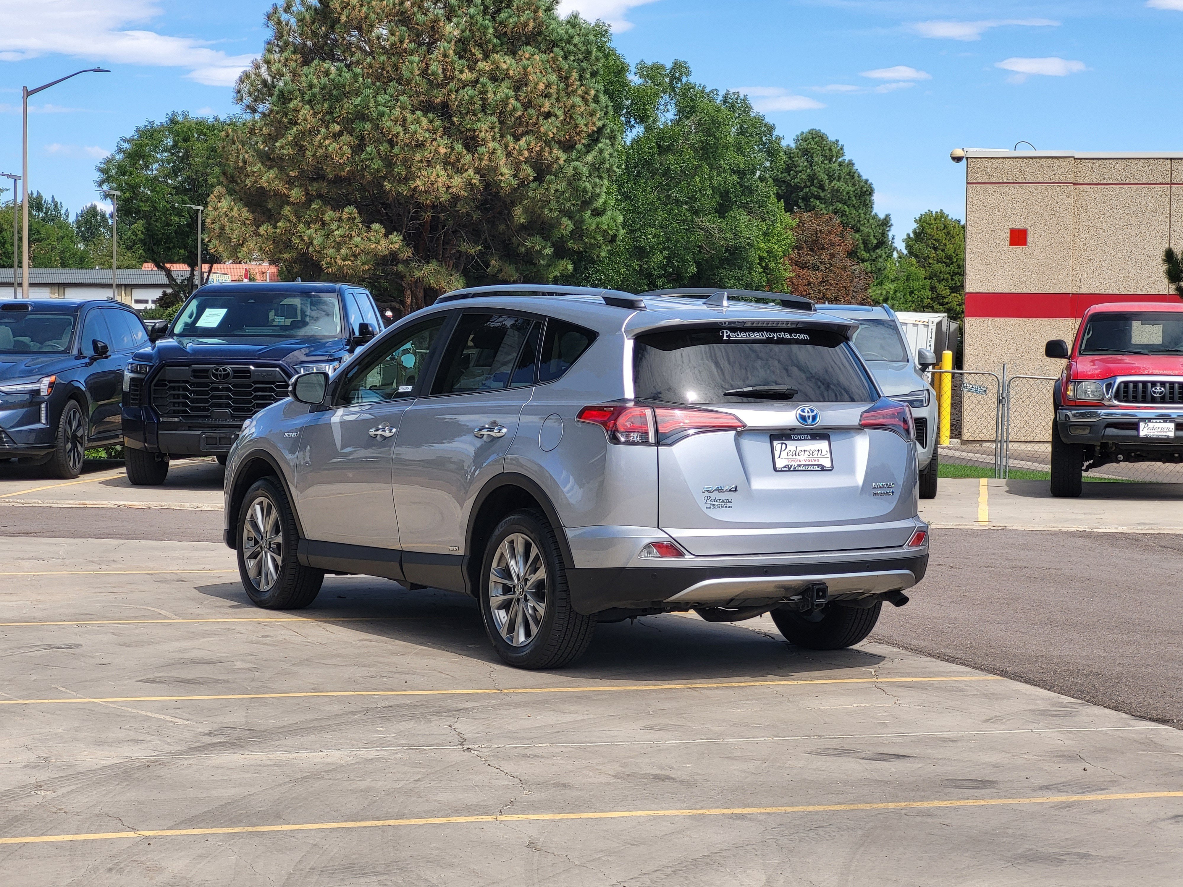 Certified 2018 Toyota RAV4 Limited w/ Advanced Technology Package AWD/4WD image 4