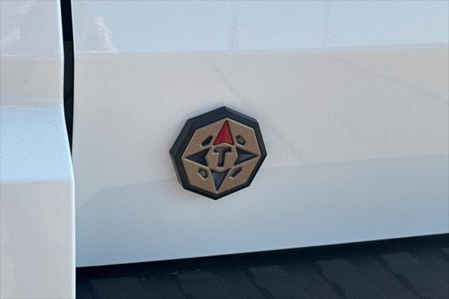 Certified 2025 Toyota 4Runner 4WD image 34