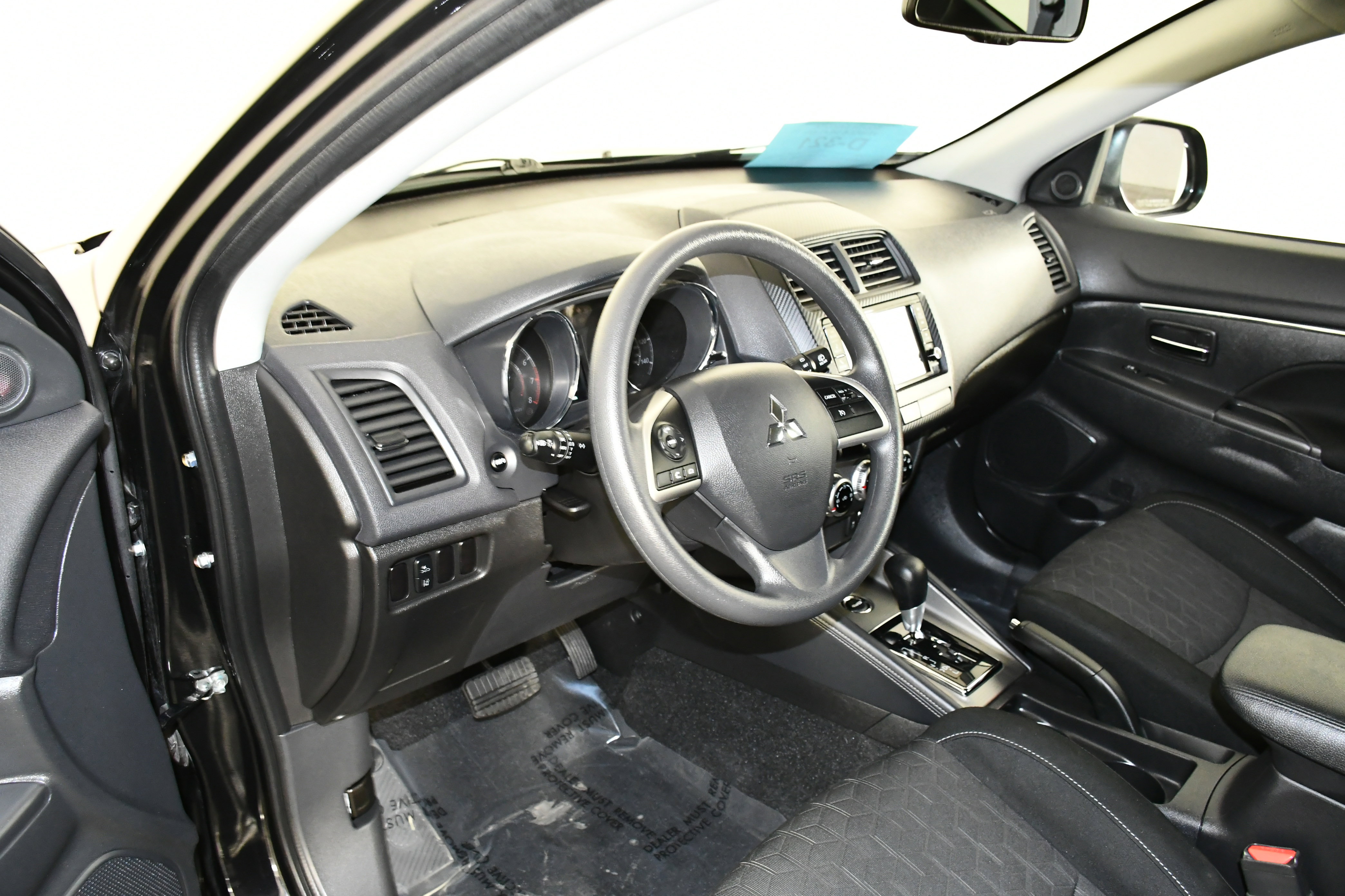 Used 2025 Mitsubishi Outlander Sport ES AWD/4WD image 35