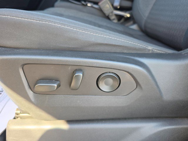 Used 2023 Chevrolet Silverado 1500 RST w/ Z71 Off-Road Package image 34
