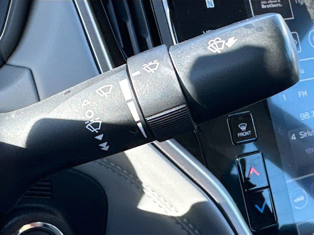 Used 2025 Subaru Legacy Limited image 17