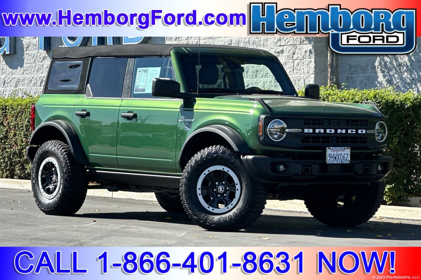 Used 2023 Ford Bronco Black Diamond w/ Sasquatch Package image 1