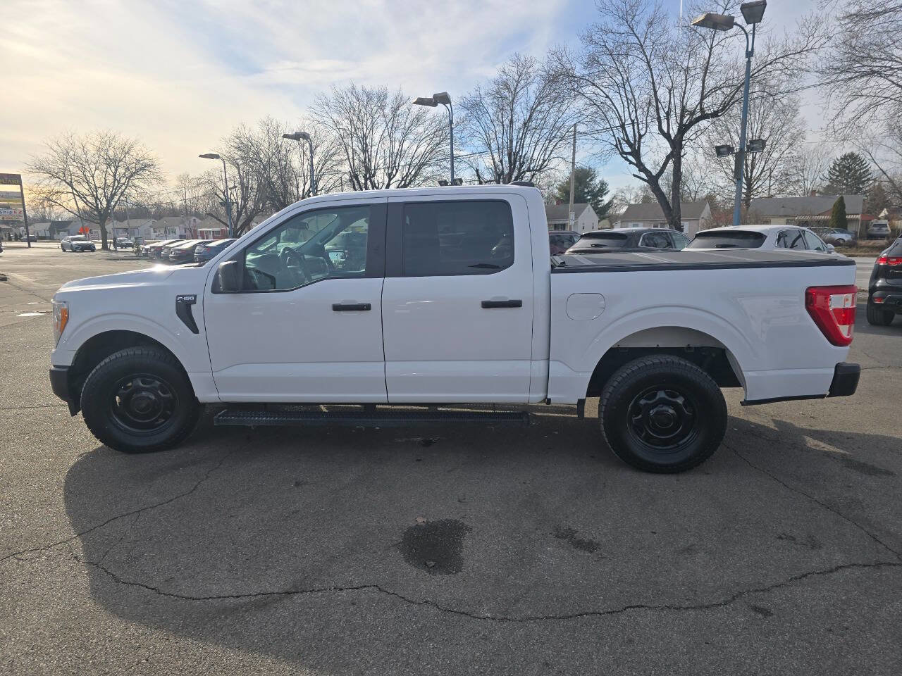 Used 2022 Ford F150 XL w/ Trailer Tow Package image 3