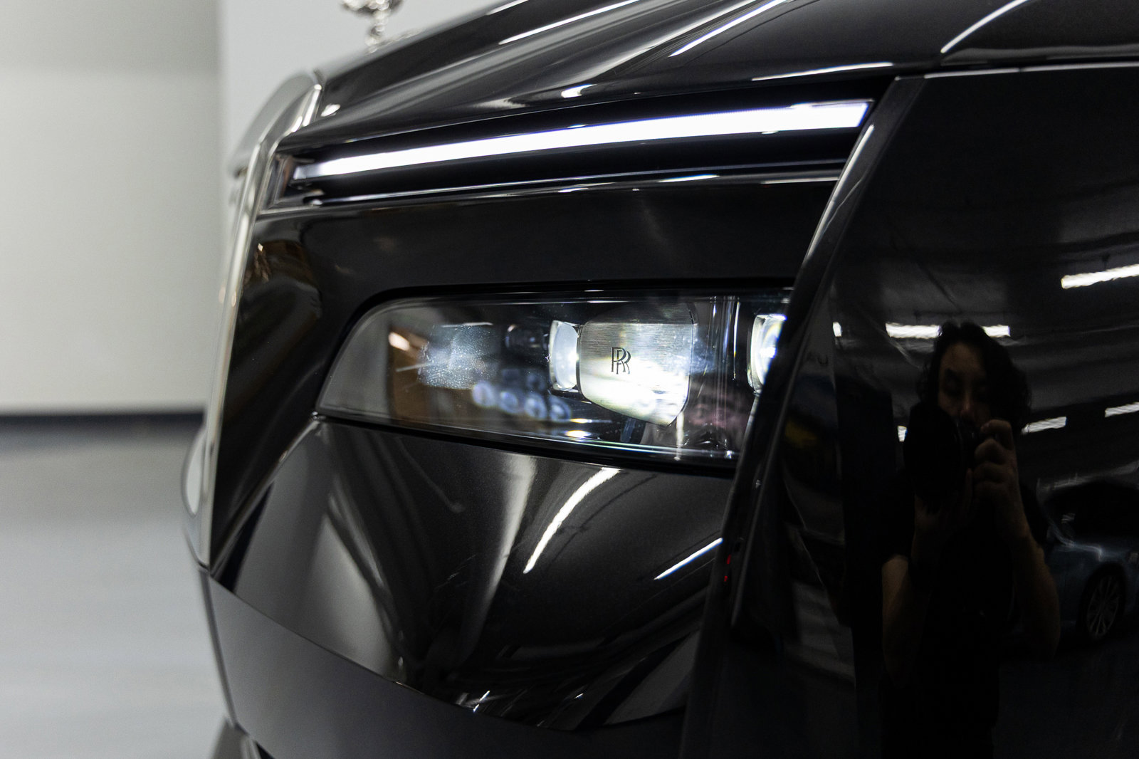 New 2026 Rolls-Royce Spectre image 13