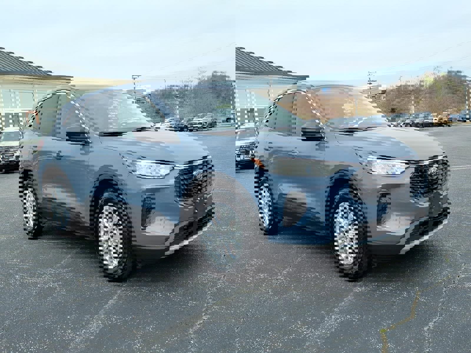 Certified 2024 Ford Escape Active FWD image 2