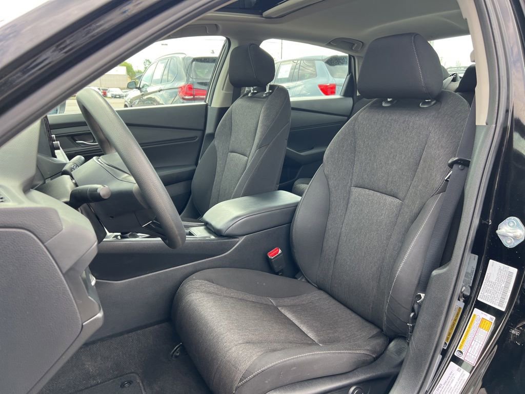 Used 2023 Honda Accord EX image 18