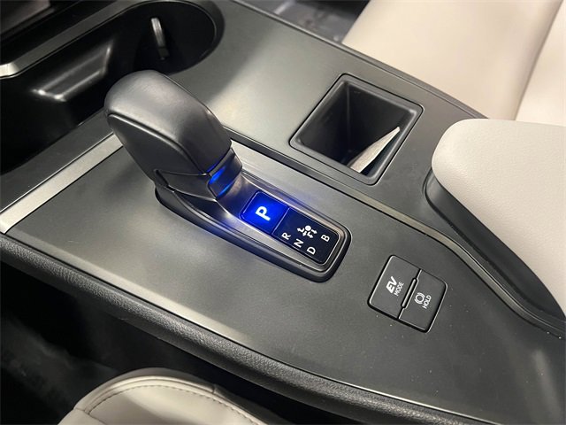 Certified 2025 Lexus UX 300h FWD image 20