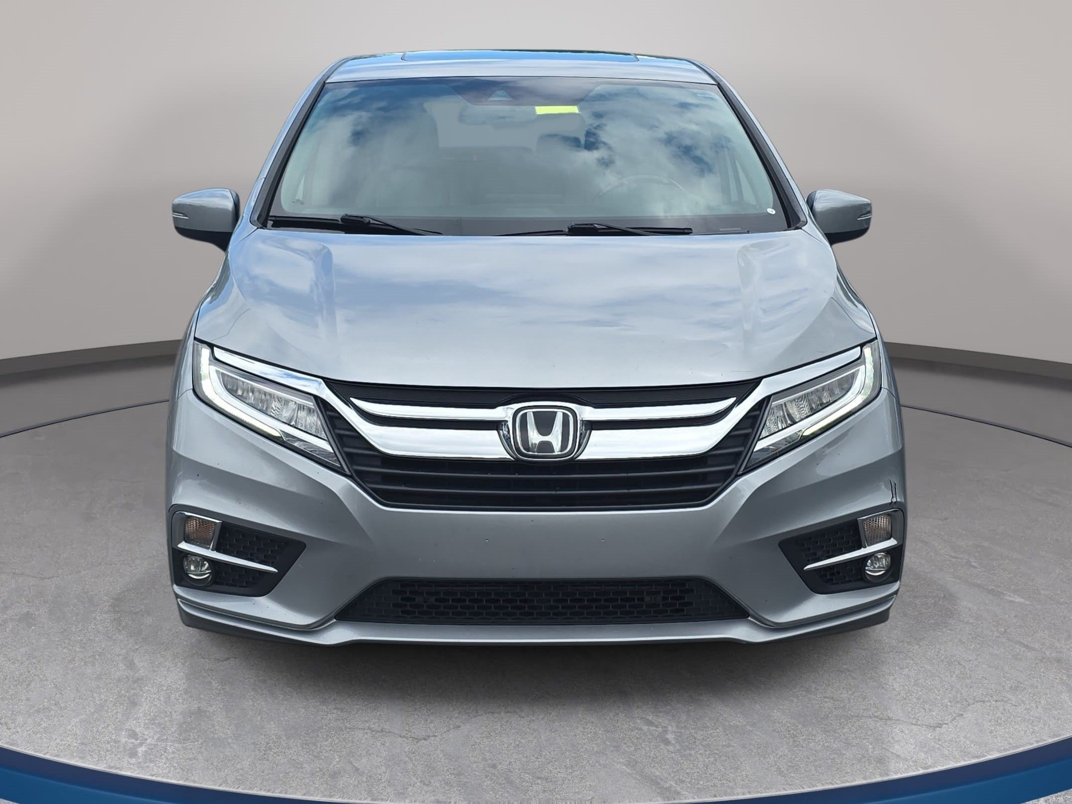 Used 2019 Honda Odyssey Touring image 2
