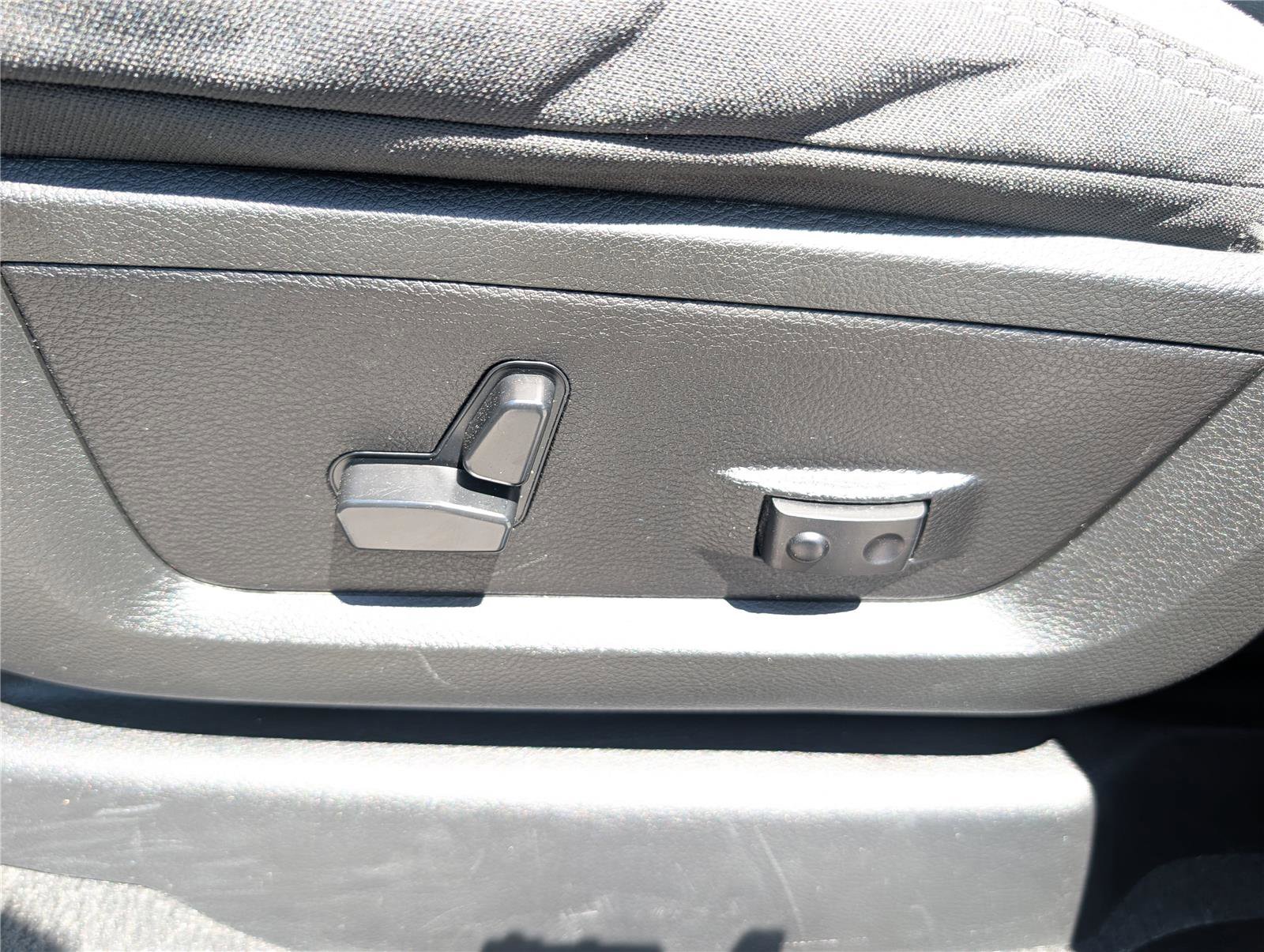 Used 2023 RAM 2500 Big Horn w/ Level 1 Equipment Group AWD/4WD image 20