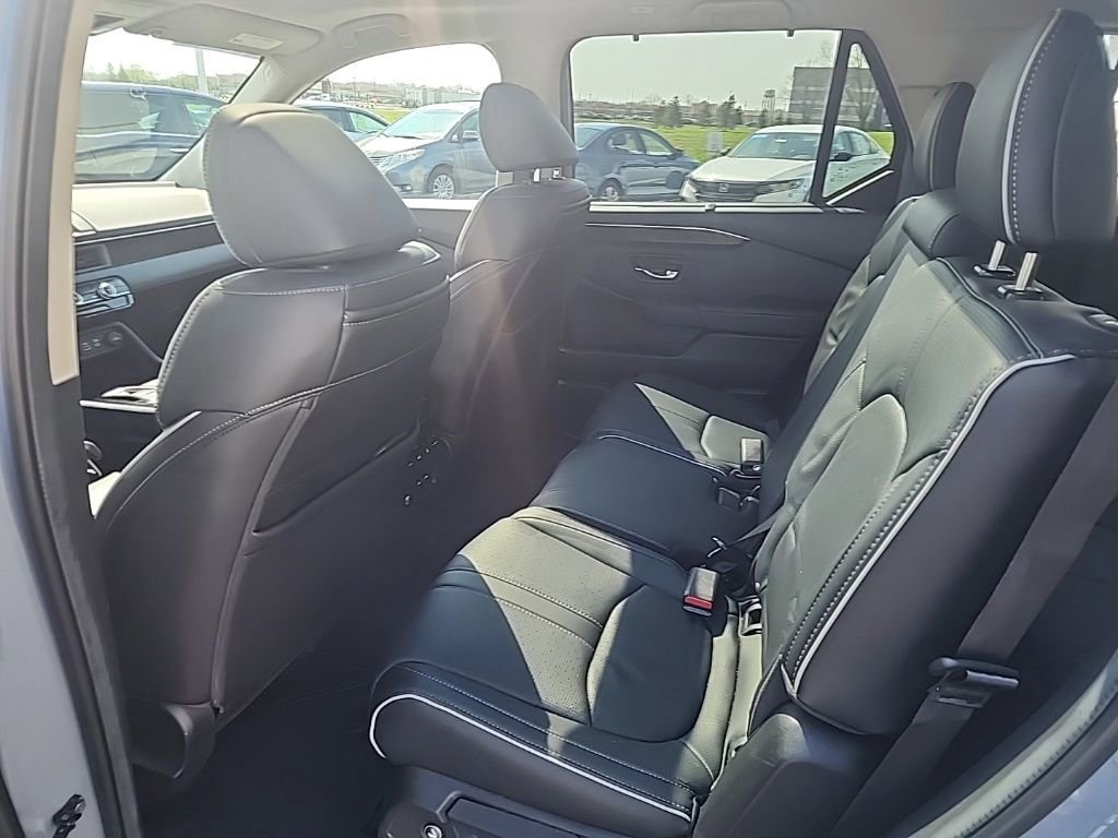 Certified 2024 Honda Pilot Elite image 28
