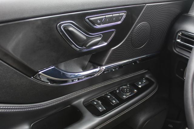 Certified 2024 Lincoln Corsair AWD image 21