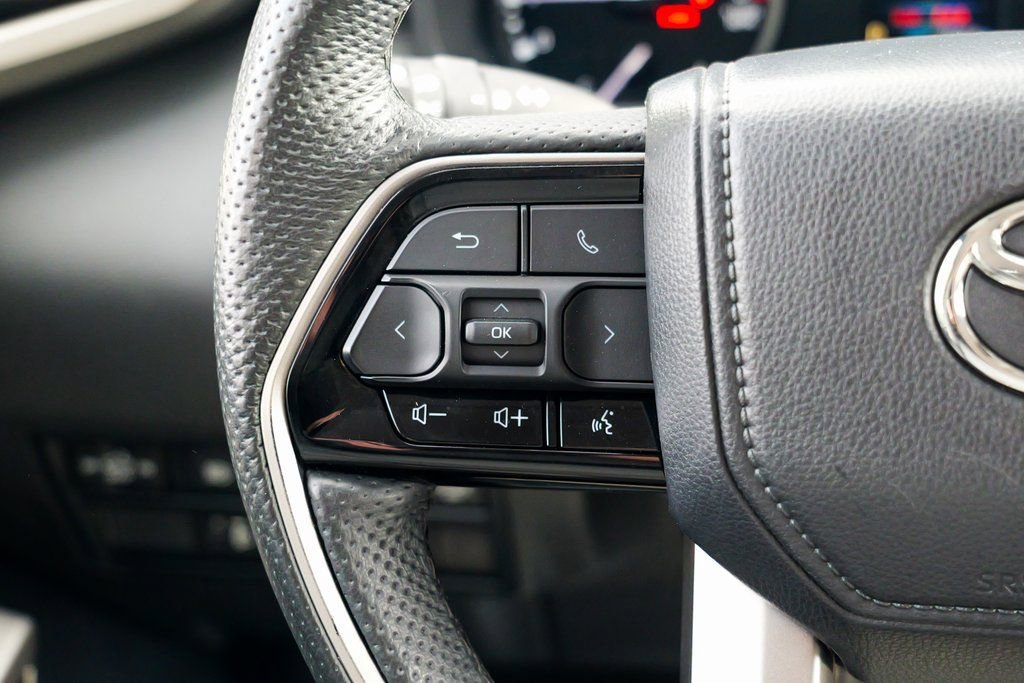 Used 2023 Toyota Tundra Limited image 42