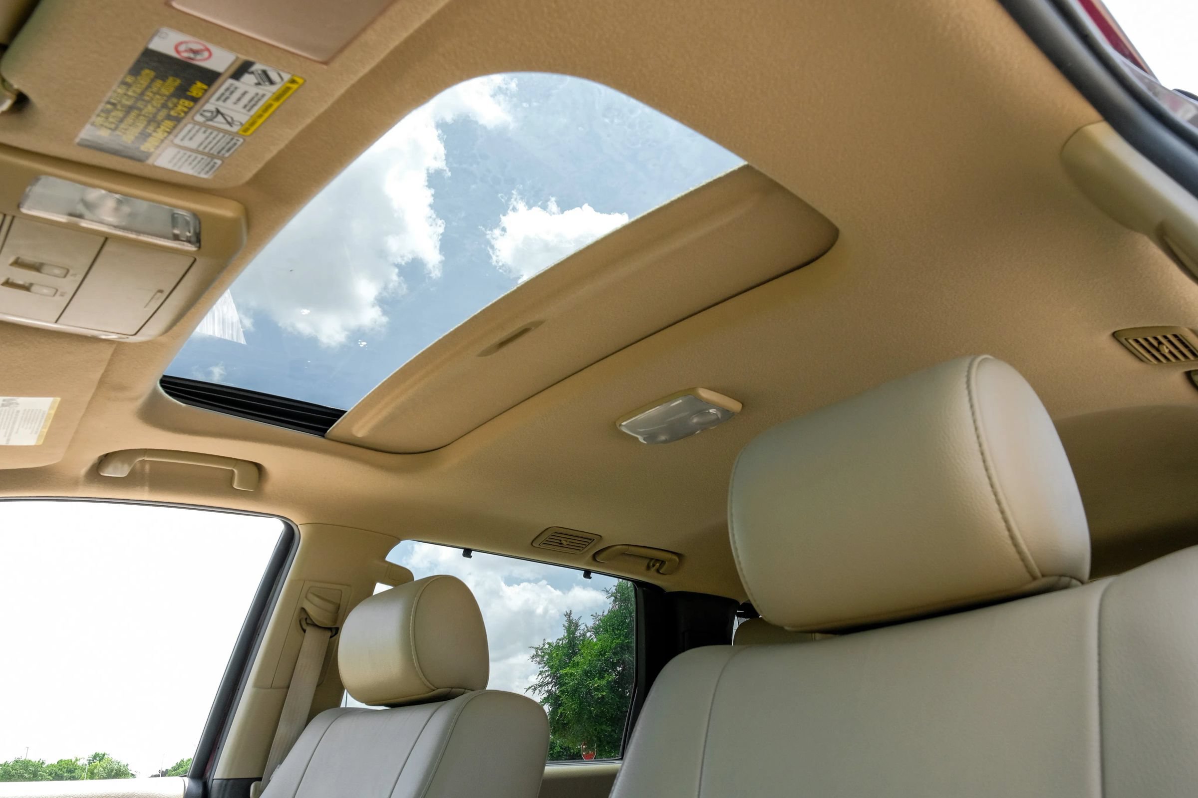 Used 2011 Toyota Sequoia Limited RWD image 4