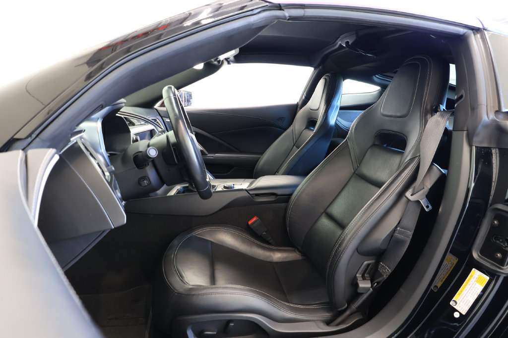 Used 2019 Chevrolet Corvette Grand Sport w/ Carbon Flash Badge Package RWD image 19