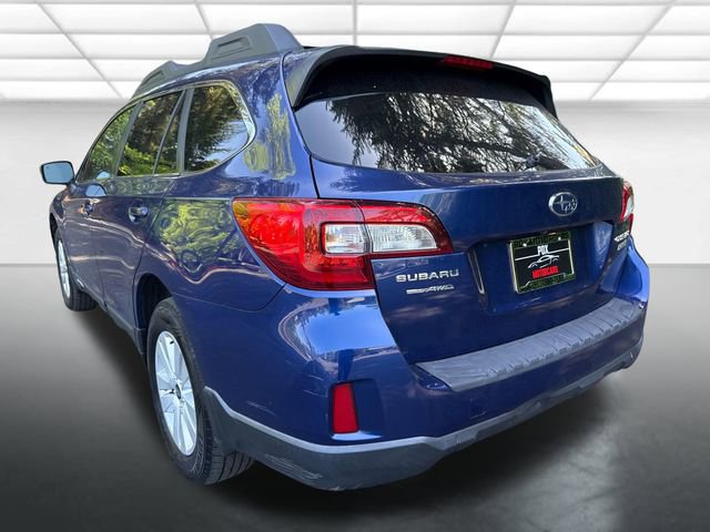 Used 2015 Subaru Outback 2.5i Premium AWD/4WD image 3