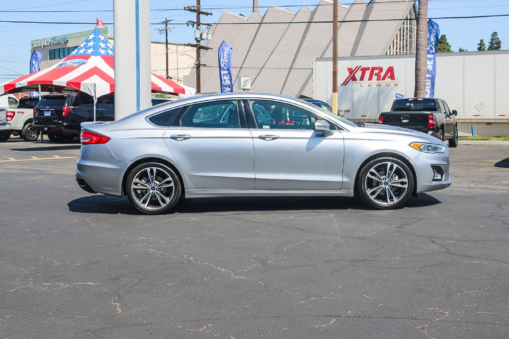Used 2020 Ford Fusion Titanium FWD image 11
