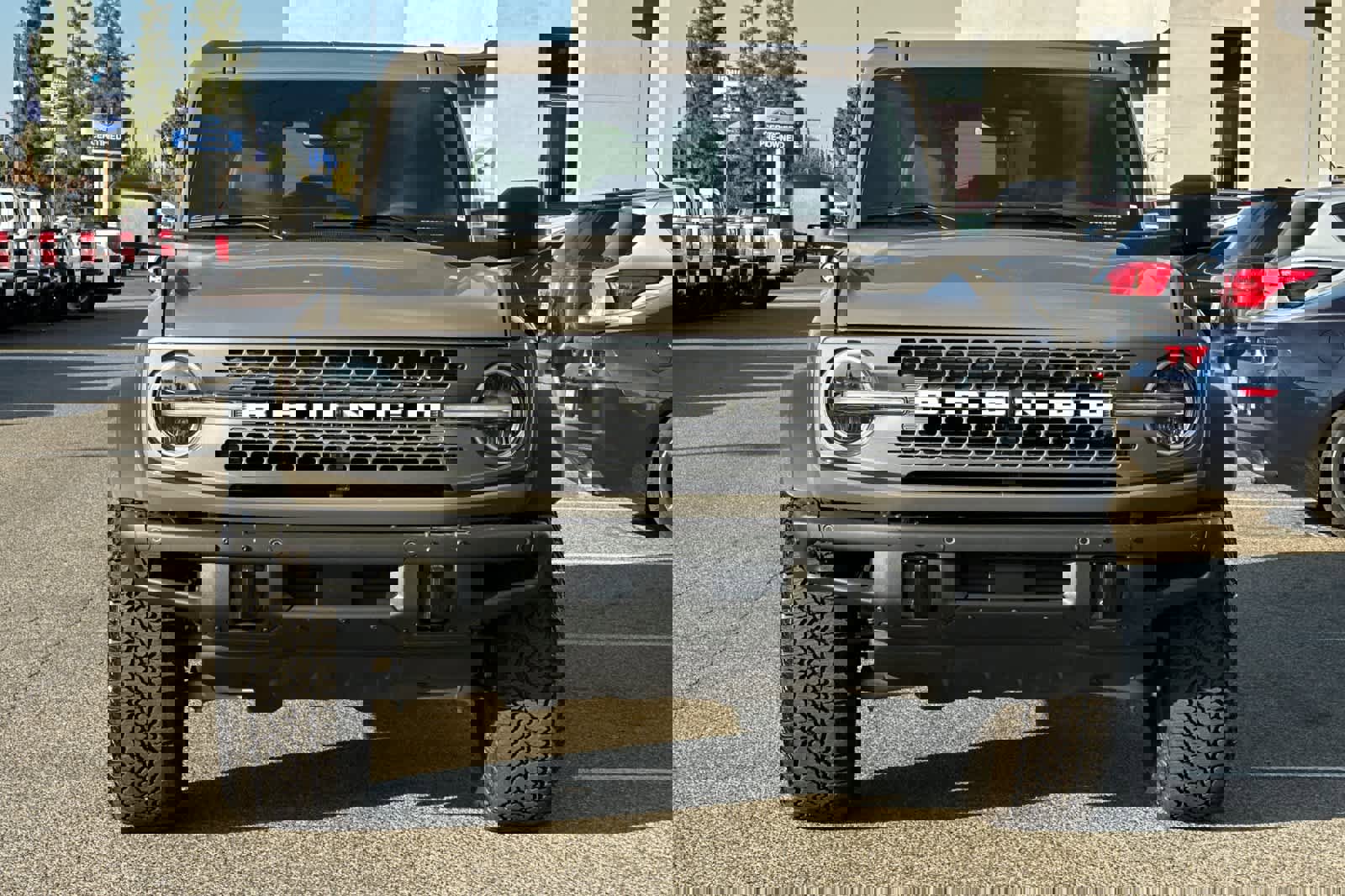 New 2025 Ford Bronco Badlands image 11