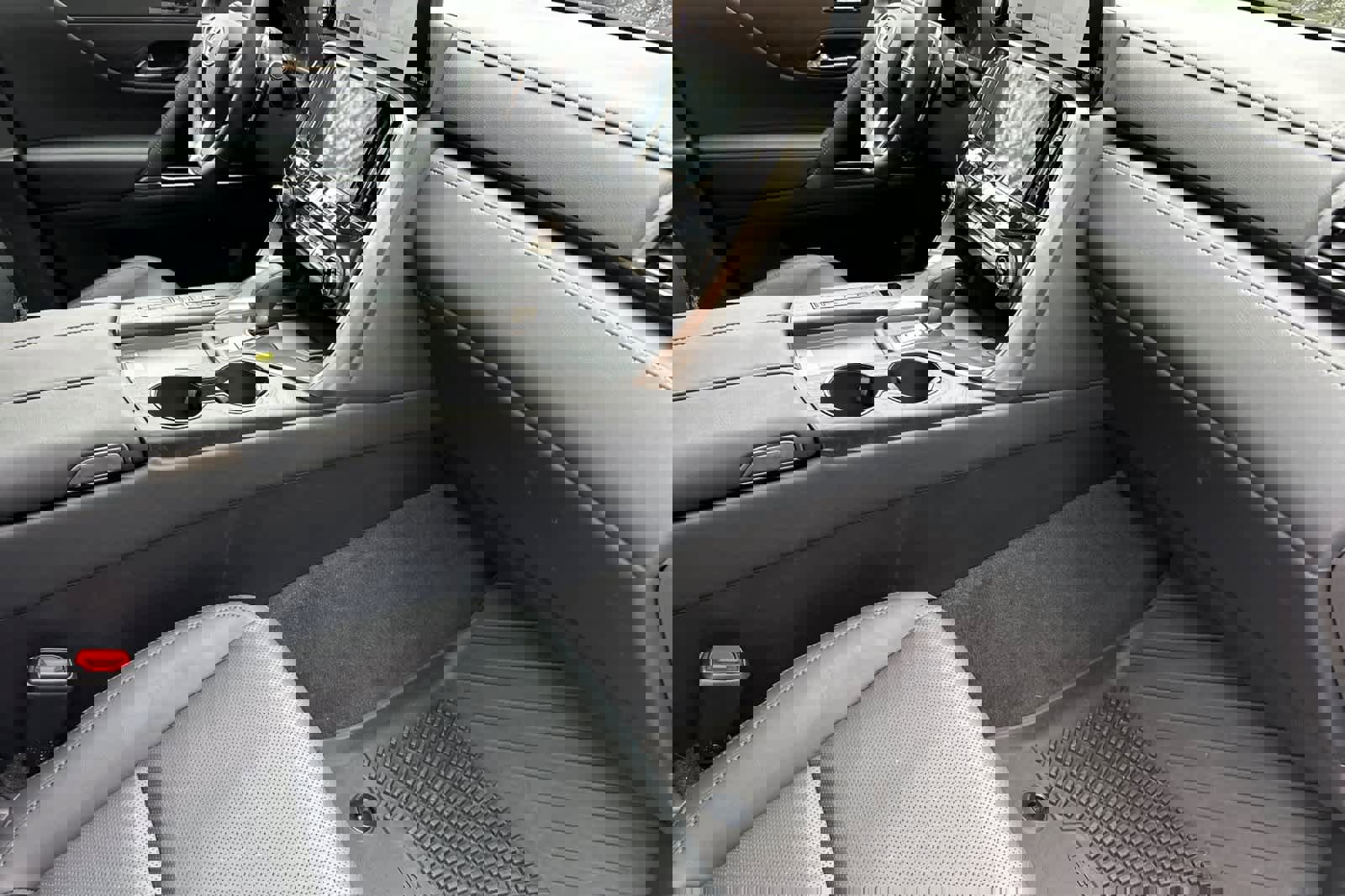 New 2025 Lexus LX 700h Overtrail image 18