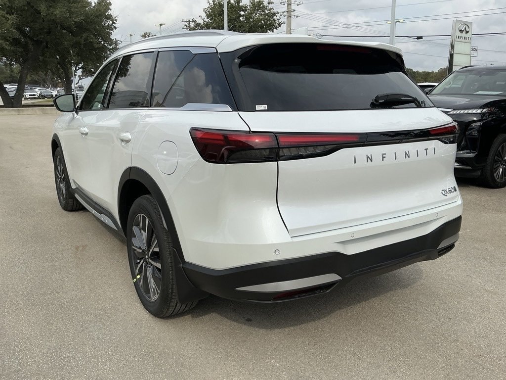 New 2026 INFINITI QX60 Luxe w/ Family Package image 5