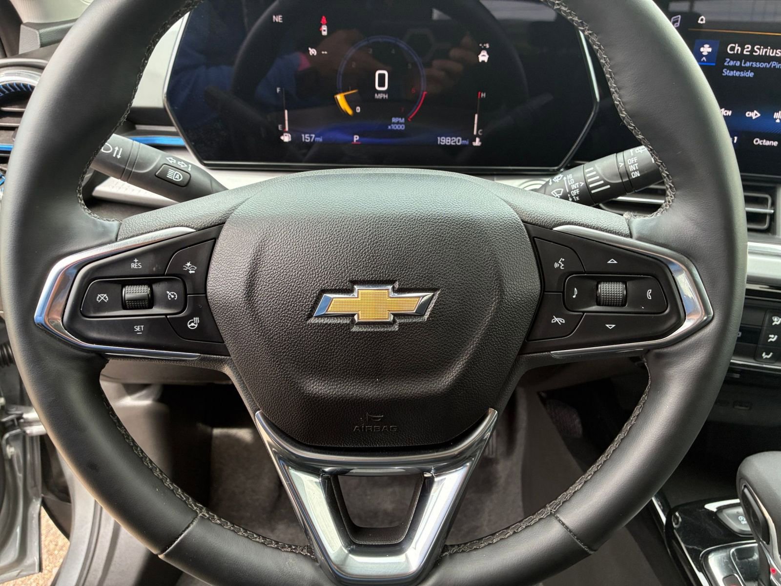 Used 2025 Chevrolet Trax LT w/ LT Convenience Package FWD image 27