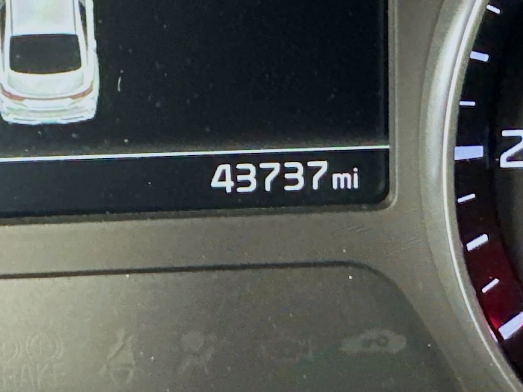 Used 2023 Kia Forte LXS image 30