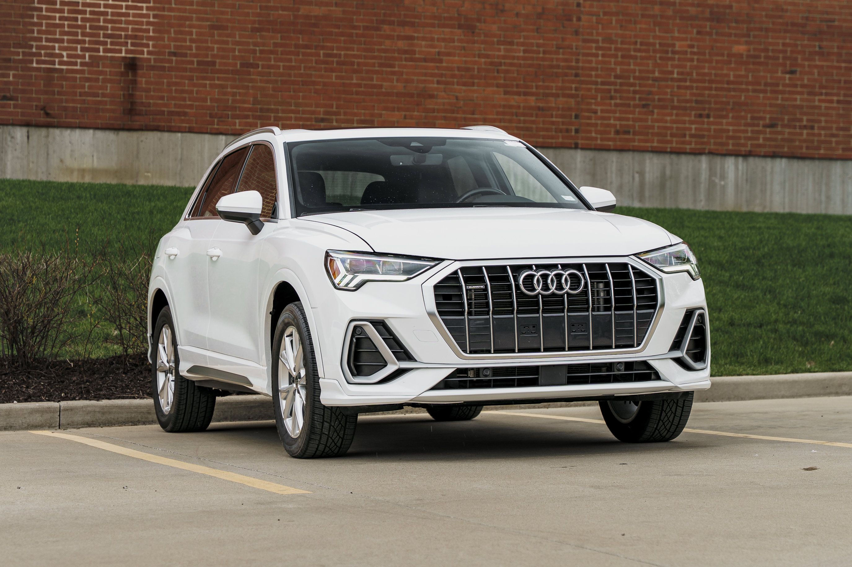 Certified 2024 Audi Q3 2.0T Premium