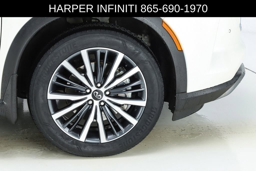 Used 2023 INFINITI QX60 Sensory w/ Vision Package AWD/4WD image 15