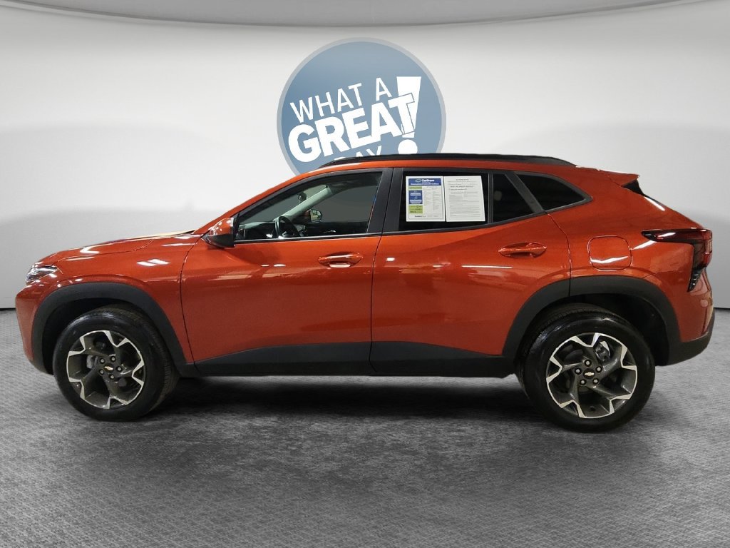 Certified 2024 Chevrolet Trax LT w/ Driver Confidence Package FWD image 8