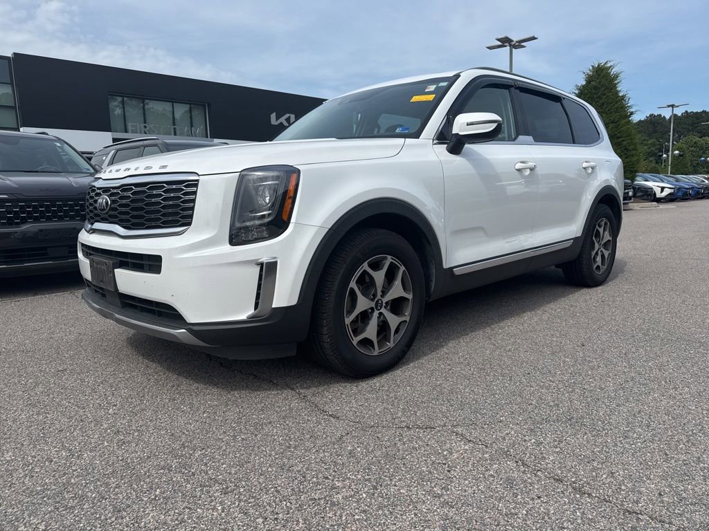 Used 2020 Kia Telluride EX FWD image 2