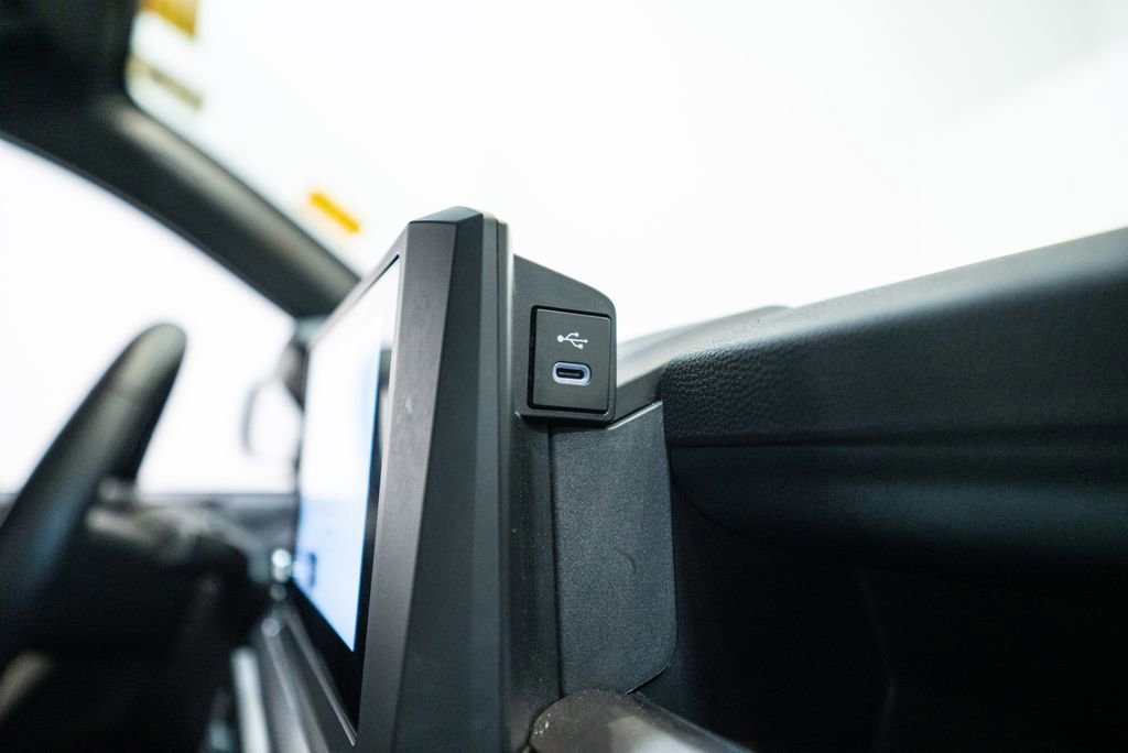 Certified 2025 Toyota 4Runner SR5 image 25