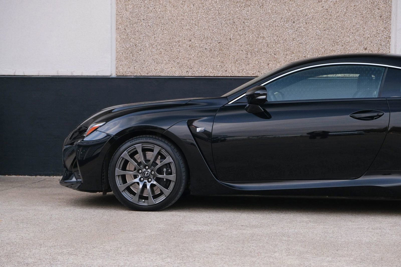 Used 2015 Lexus RC F image 7