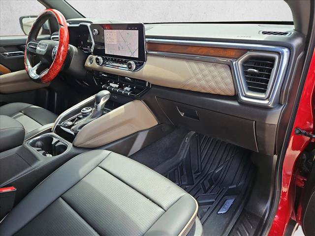Used 2025 GMC Canyon Denali AWD/4WD image 18