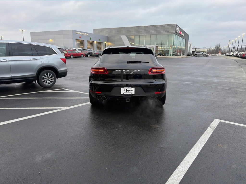 Used 2017 Porsche Macan S image 3