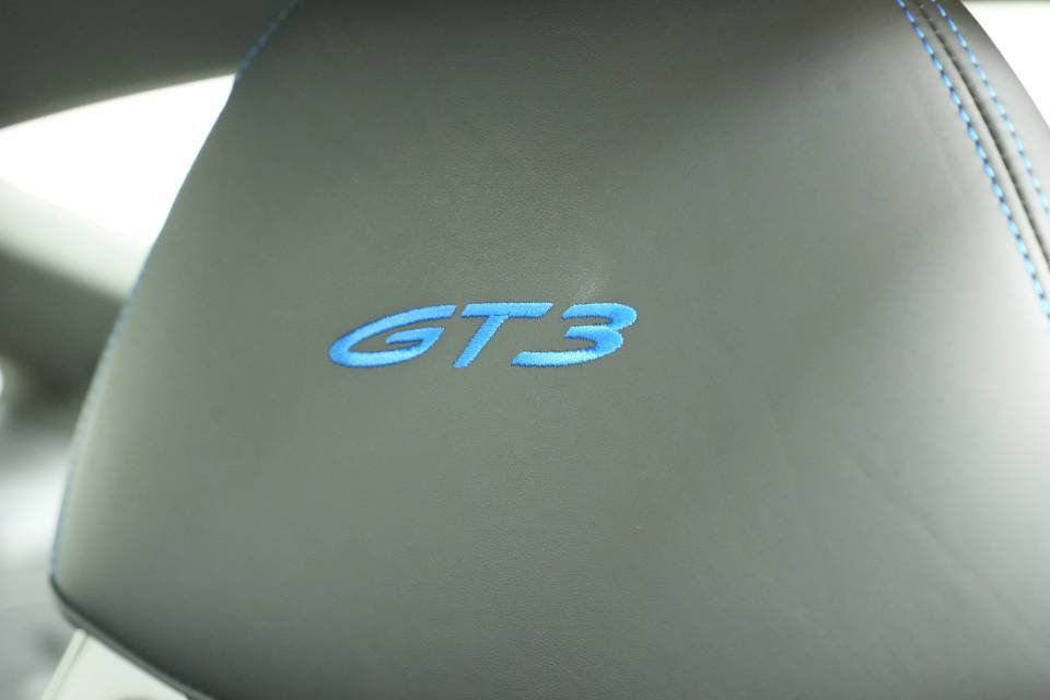 Used 2022 Porsche 911 GT3 RWD image 37