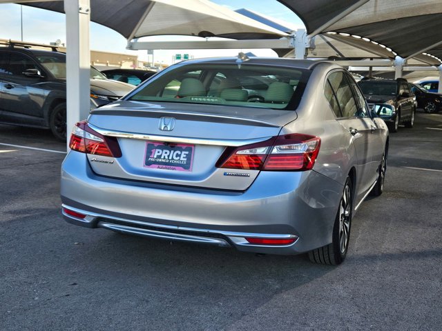 Used 2017 Honda Accord EX-L video 4