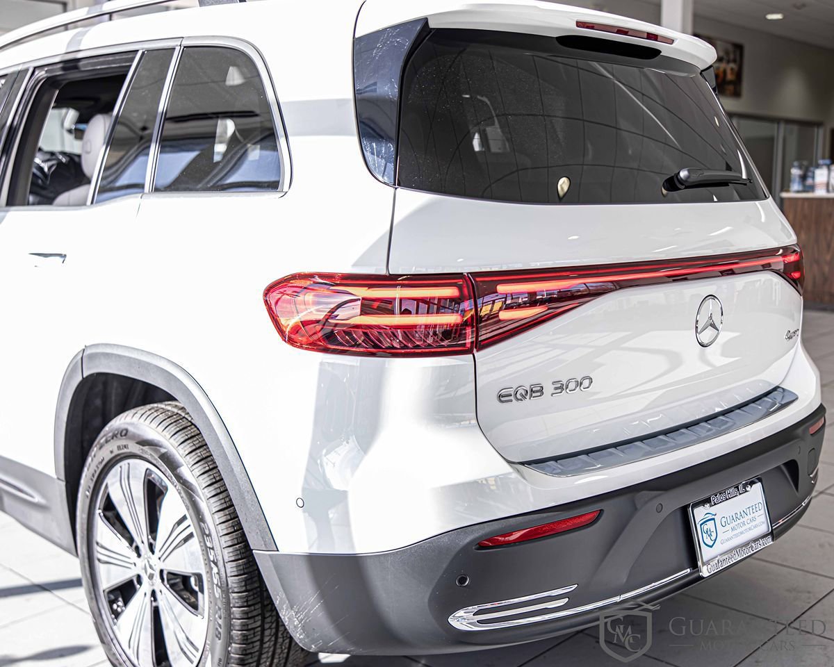Used 2024 Mercedes-Benz EQB 300 4MATIC w/ Winter Package image 15