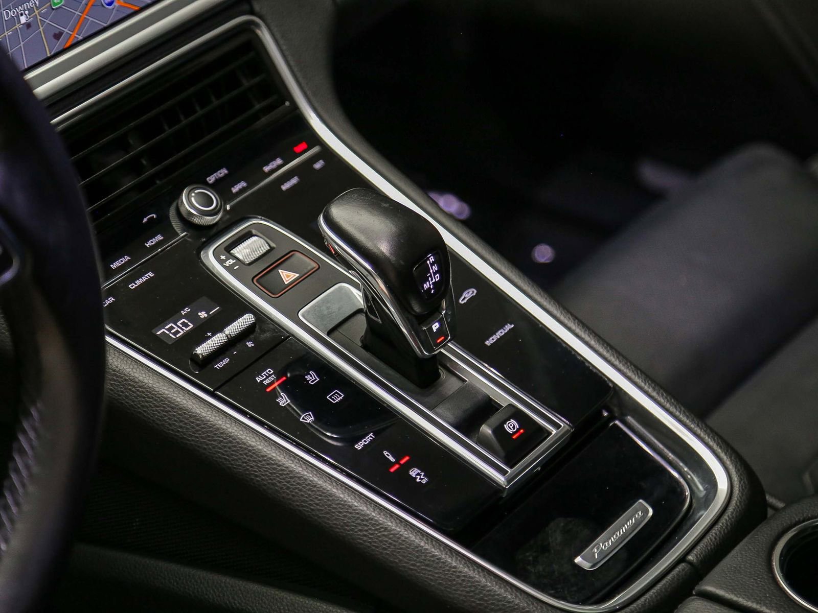 Certified 2018 Porsche Panamera RWD image 25
