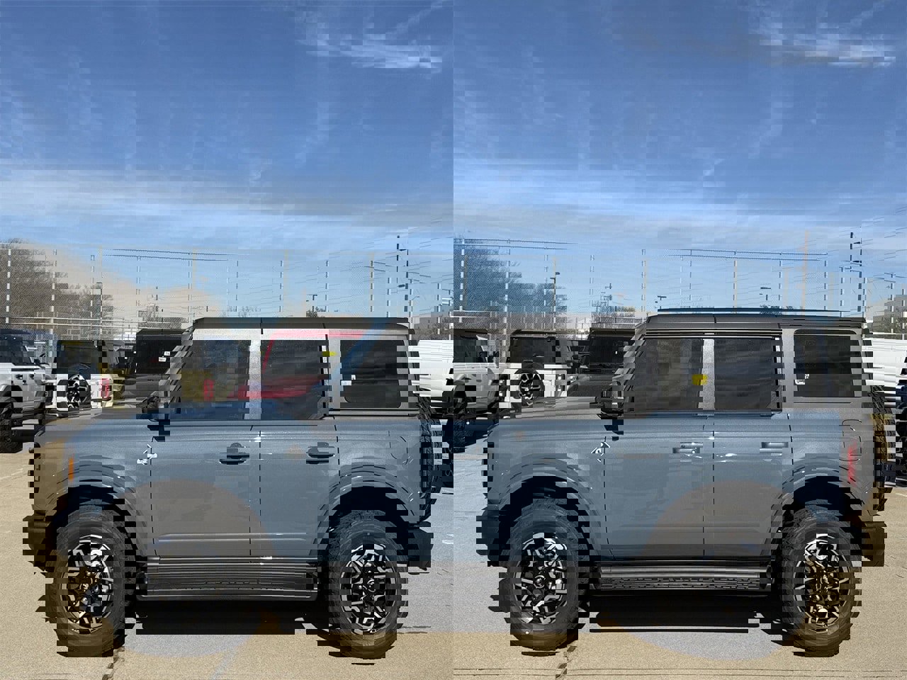 New 2025 Ford Bronco Outer Banks image 28
